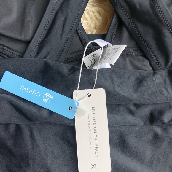 Cupshe black cross strap bathing suit XL NWT - Picture 3 of 9